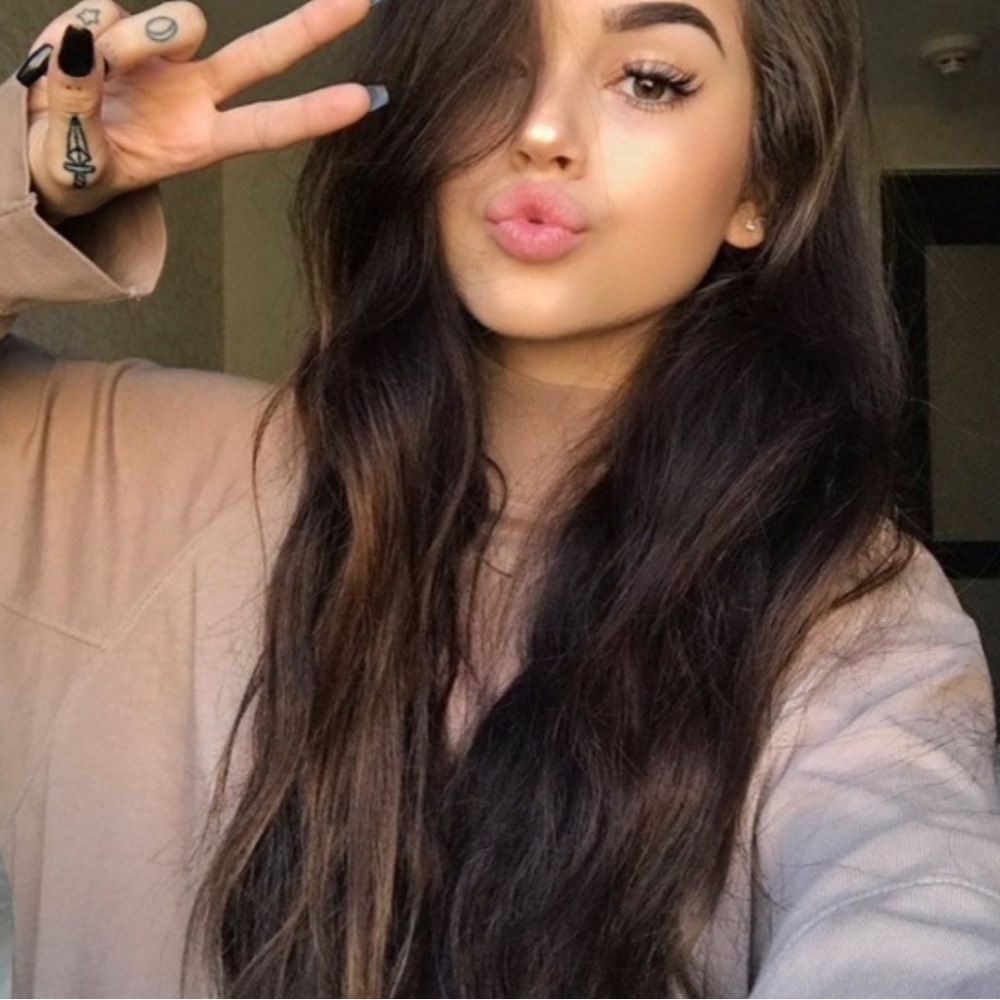 Meet your Posher, Shawna